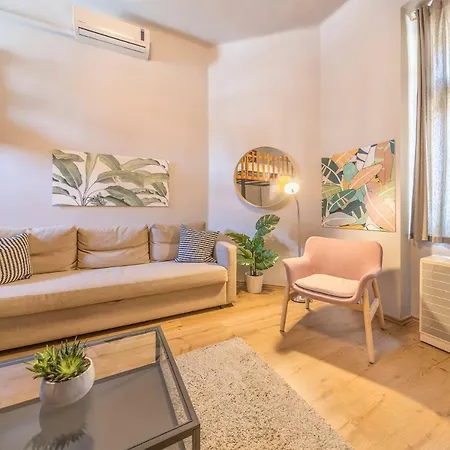 Kurkuma Apartment *